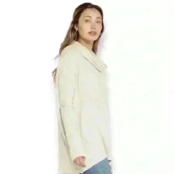 Free People NWT Juicy Ling Sleeve Cowl Neck Split Back Thermal - Picture 6 of 7